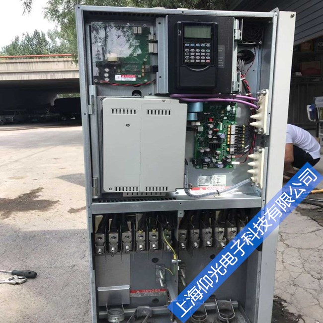 AB變頻器維修上電顯示F4 欠電壓故障快速維修