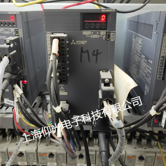 三菱伺服驅動器維修,MR-JE-200A顯示報警故障修理仰光