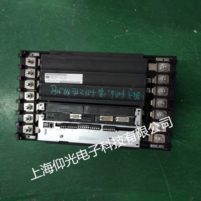 SEW賽威伺服驅(qū)動(dòng)器維修報(bào)警F00/F01過流修理