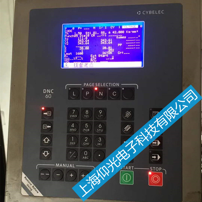 專業(yè)維修瑞士斯伯克CYBELEC數(shù)控折彎機(jī)DNC800顯示屏修理