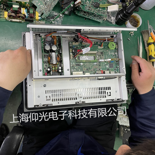 拉舍爾經(jīng)編機觸摸屏工控機維修