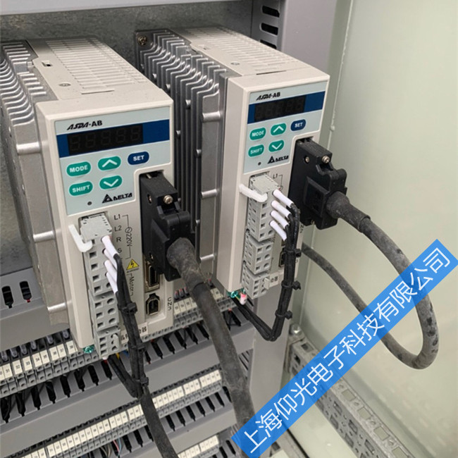 __deltaŷ(q)AL001ϴaSc