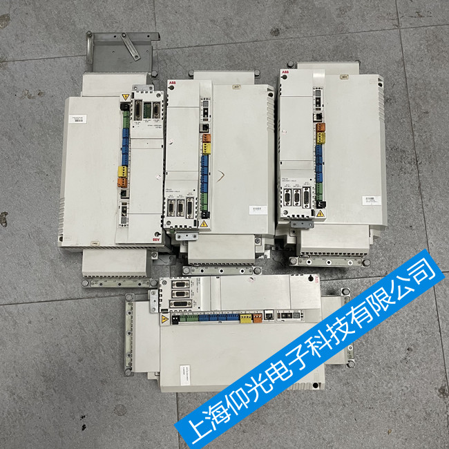ABB�ŷ�MotiFlex e180�(q��)��(d��ng)���_�C(j��)��(b��o)��E1012/1013�S��