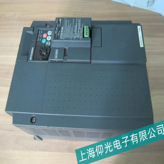 ����׃�l���@ʾTHT Inv. Overload ���a�S��