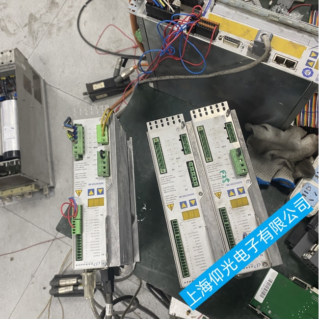 ͨ���O(sh��)��Ơ�Ħ���ŷ��(q��)�������@ʾF18���ϾS��ָ��