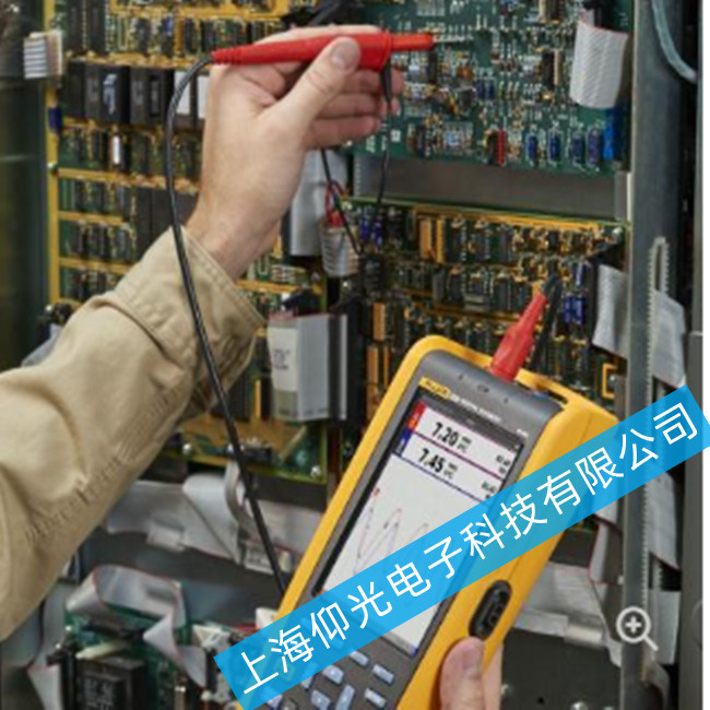 針對(duì)Fluke 120B系列ScopeMeter®工業(yè)用手持式示波表無法正常啟動(dòng)的問題